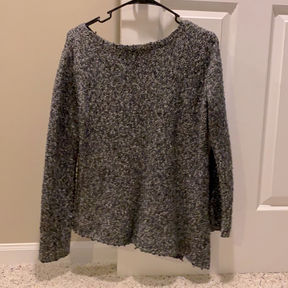 Sweater - Picture 2 of 4
